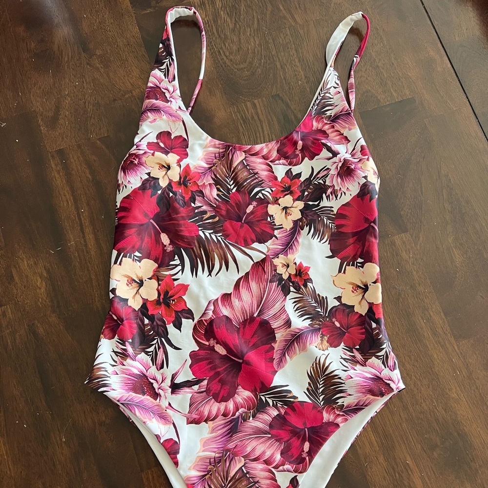 Bundle of 2 kulani kini one piece - small